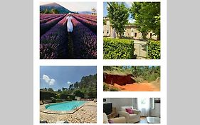superbe appartement en résidence avec piscine dans le Luberon au pied du colorado provencal